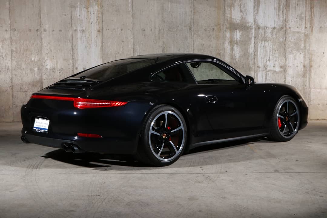 2015 Porsche 911 Carrera 4S — photo 5