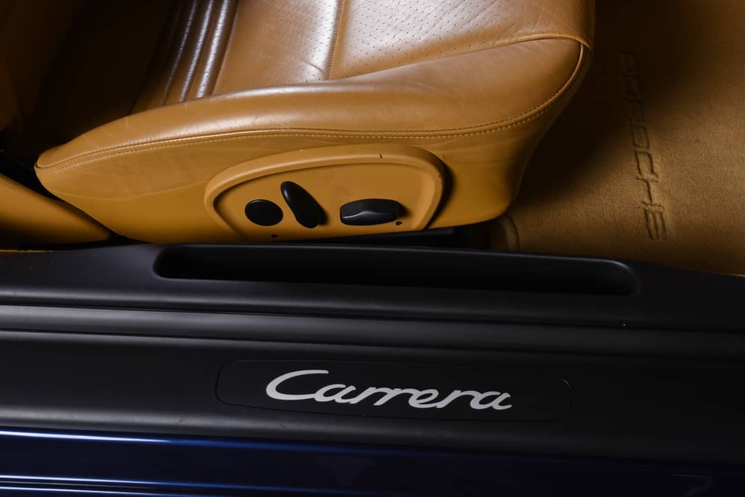 2002 Porsche 911 Carrera — photo 29