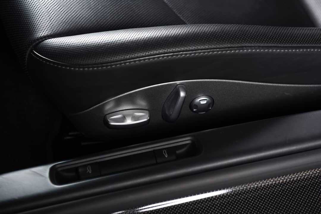 2012 Porsche 911 Turbo — photo 15