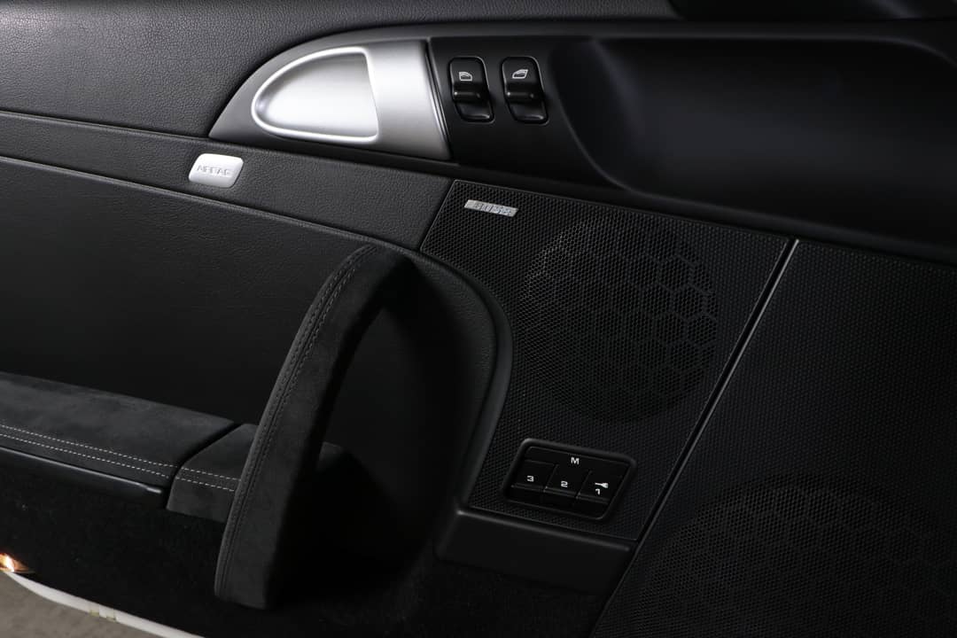 2012 Porsche 911 Carrera 4 GTS — photo 20