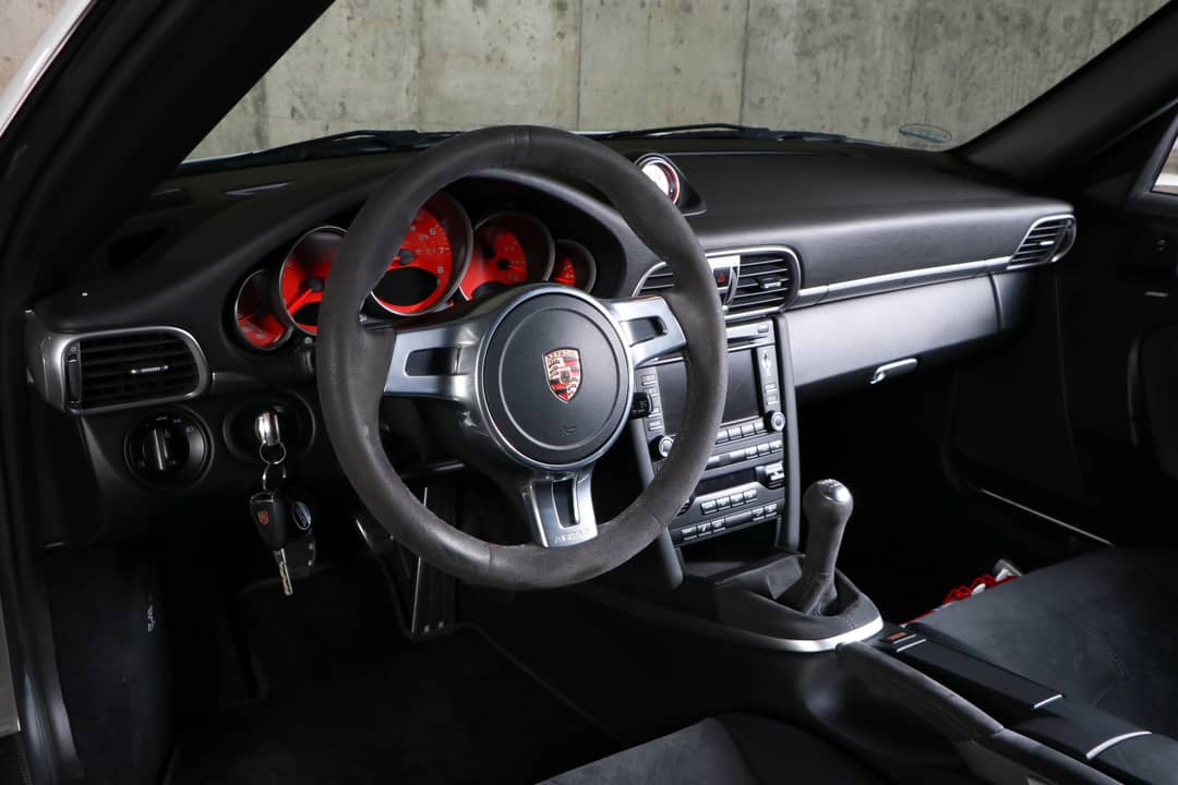 2012 Porsche 911 Carrera 4 GTS — photo 22