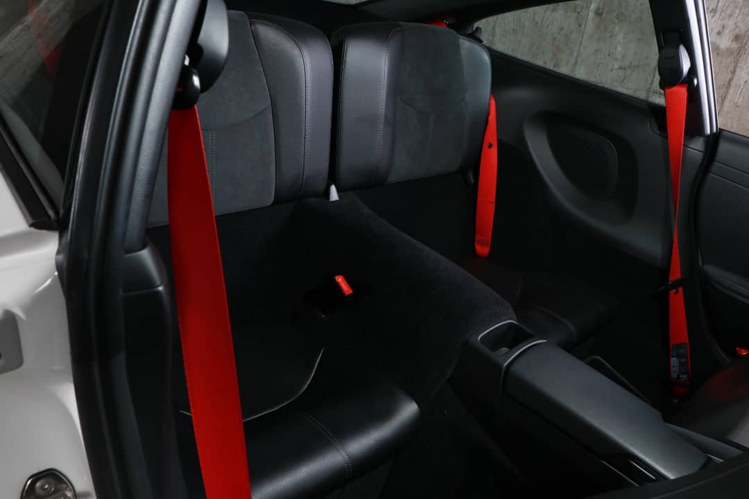 2012 Porsche 911 Carrera 4 GTS — photo 33