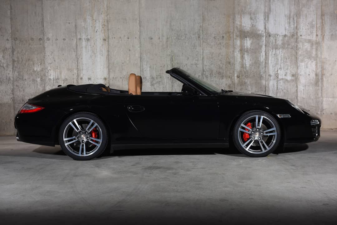 2011 Porsche 911 Carrera 4S — photo 12