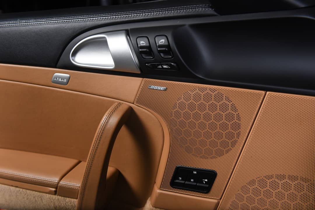 2011 Porsche 911 Carrera 4S — photo 19