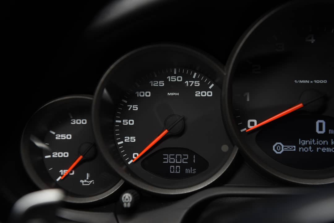 2011 Porsche 911 Carrera 4S — photo 33