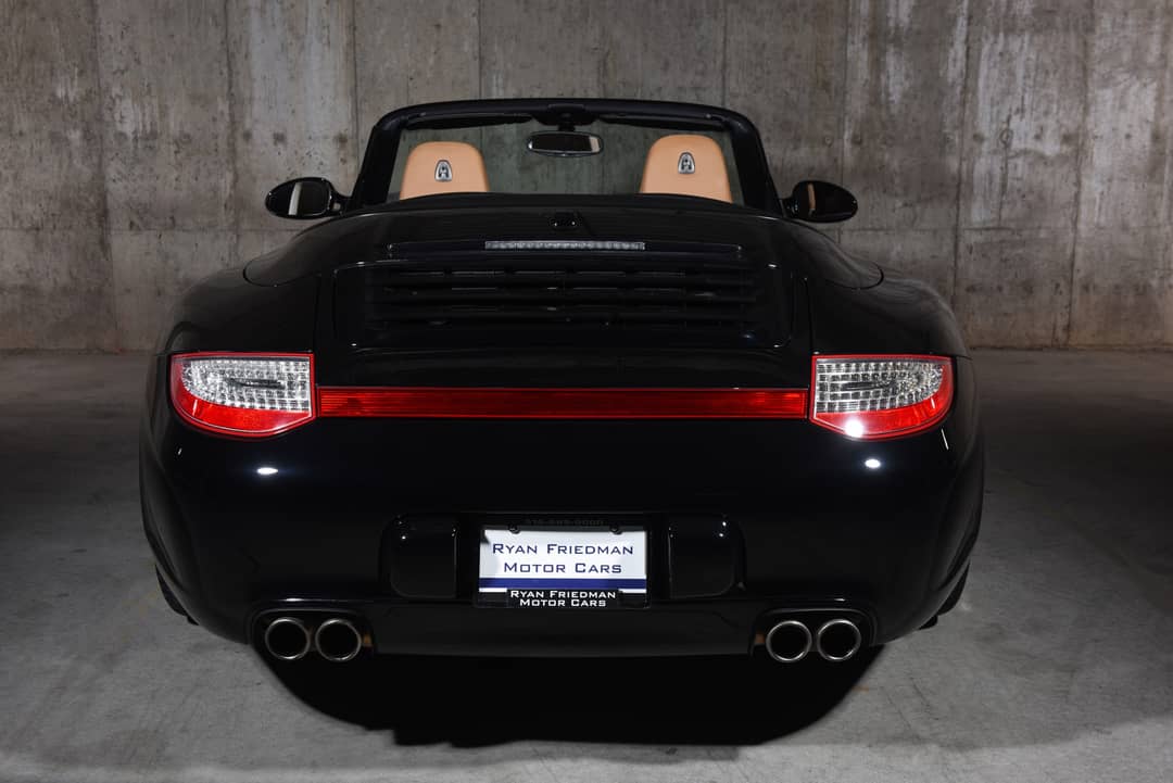 2011 Porsche 911 Carrera 4S — photo 6
