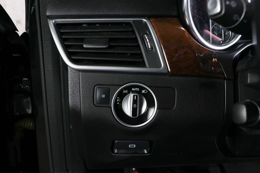 2012 Mercedes-Benz M-Class ML 350 — photo 26