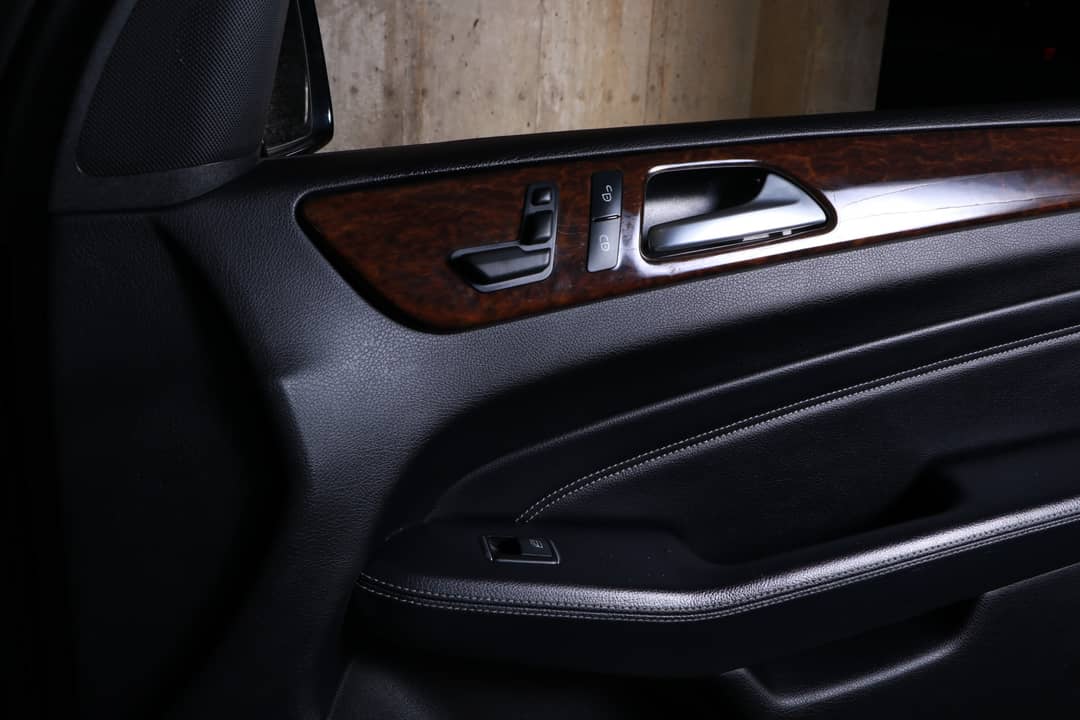 2012 Mercedes-Benz M-Class ML 350 — photo 28