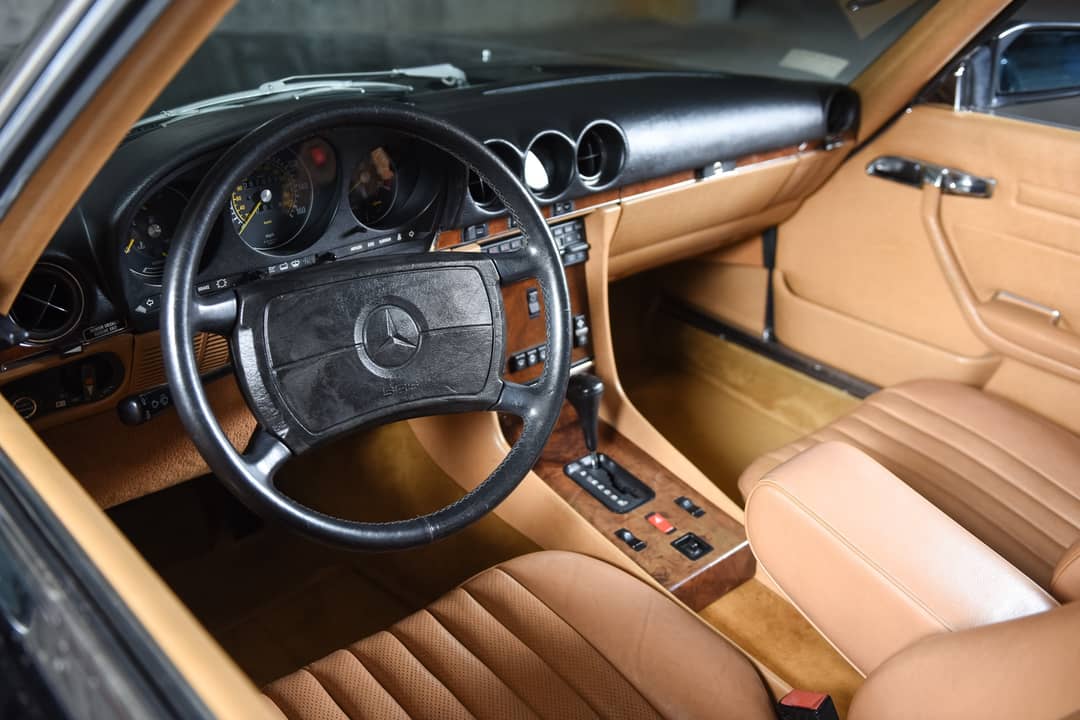 1986 Mercedes-Benz 560-Class 560 SL — photo 11