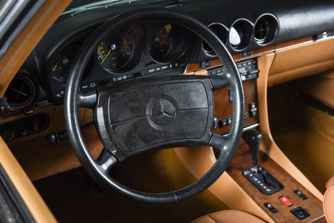 1986 Mercedes-Benz 560-Class 560 SL — photo 12