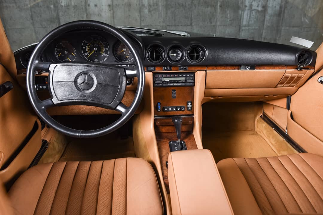 1986 Mercedes-Benz 560-Class 560 SL — photo 13
