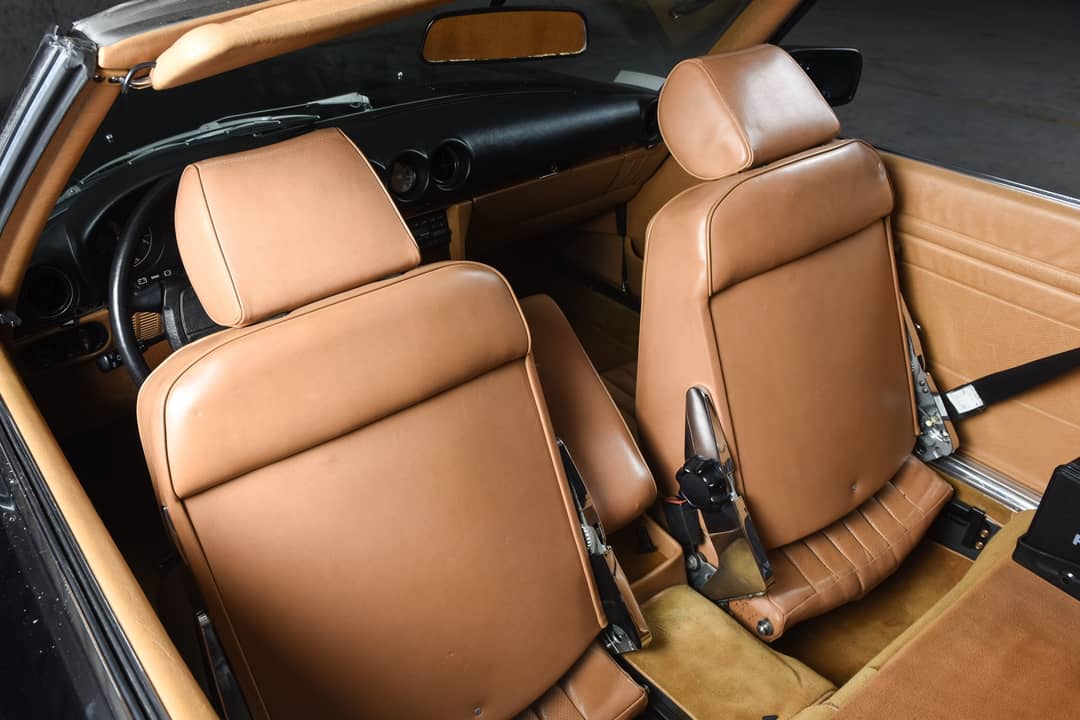 1986 Mercedes-Benz 560-Class 560 SL — photo 21