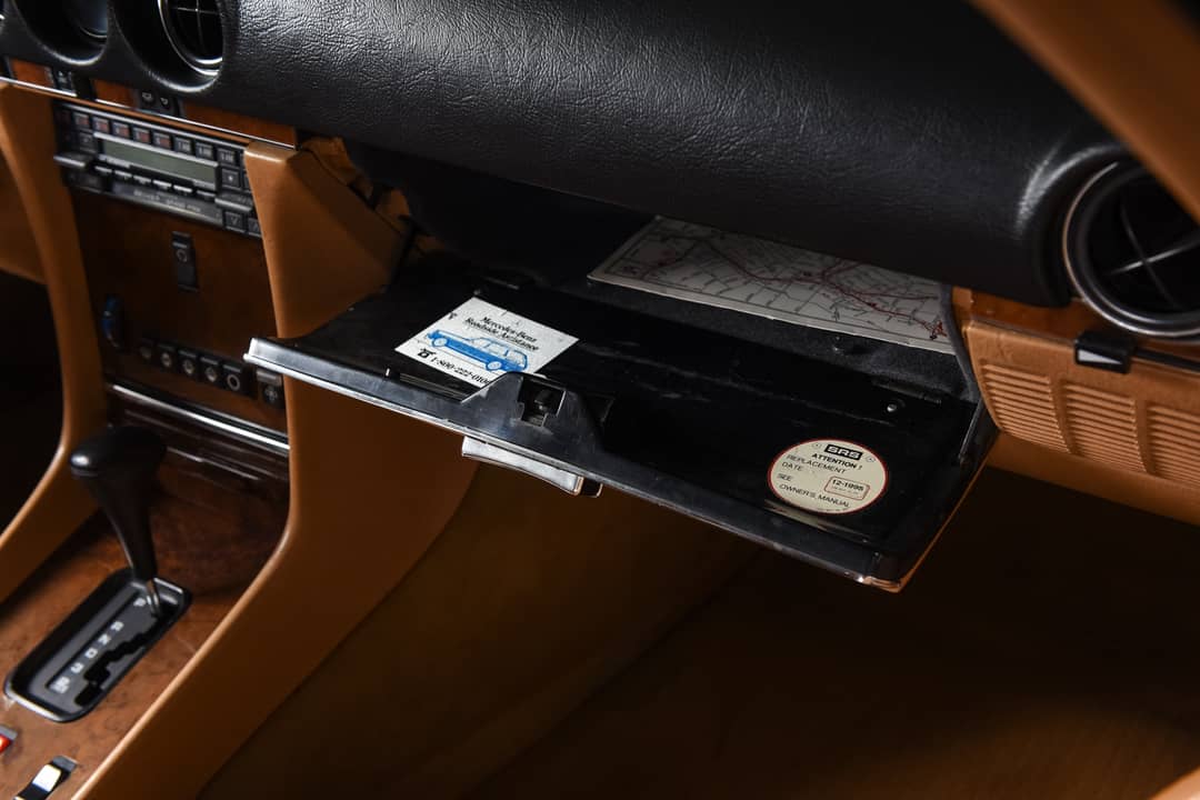 1986 Mercedes-Benz 560-Class 560 SL — photo 25