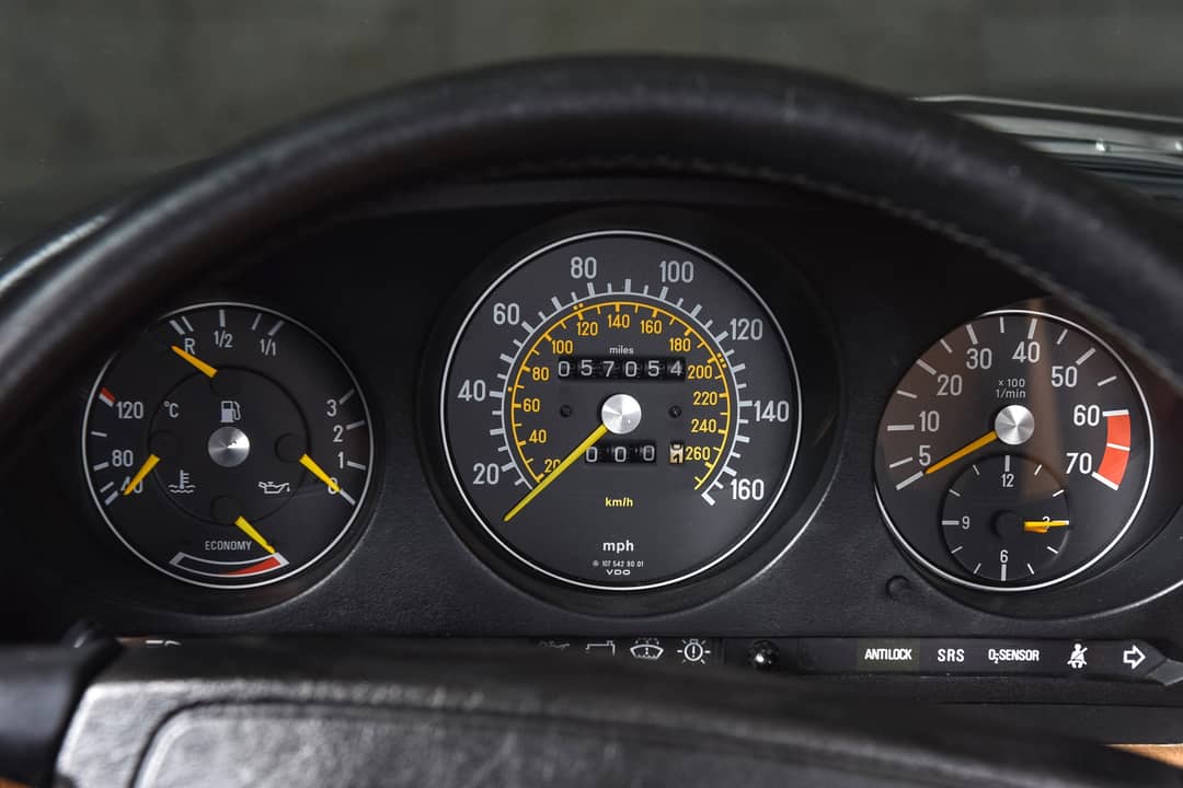 1986 Mercedes-Benz 560-Class 560 SL — photo 28