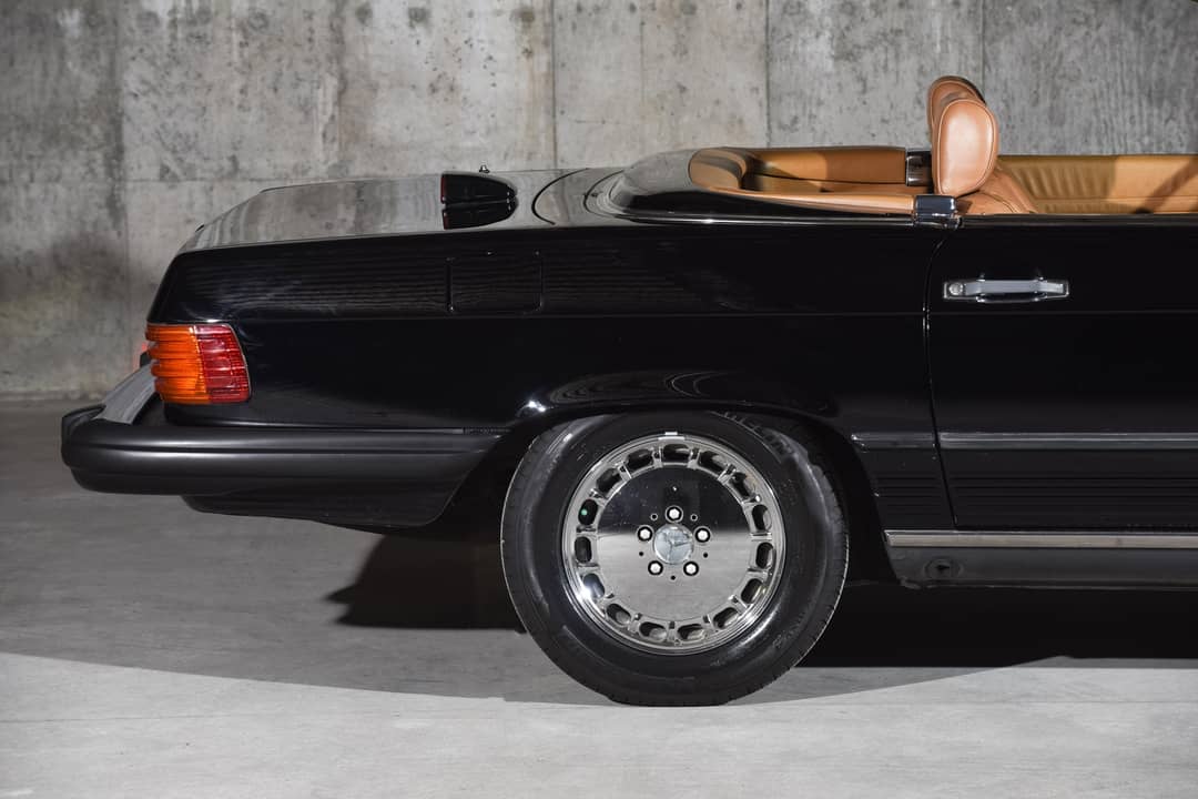 1986 Mercedes-Benz 560-Class 560 SL — photo 38