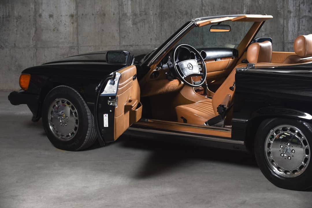 1986 Mercedes-Benz 560-Class 560 SL — photo 42