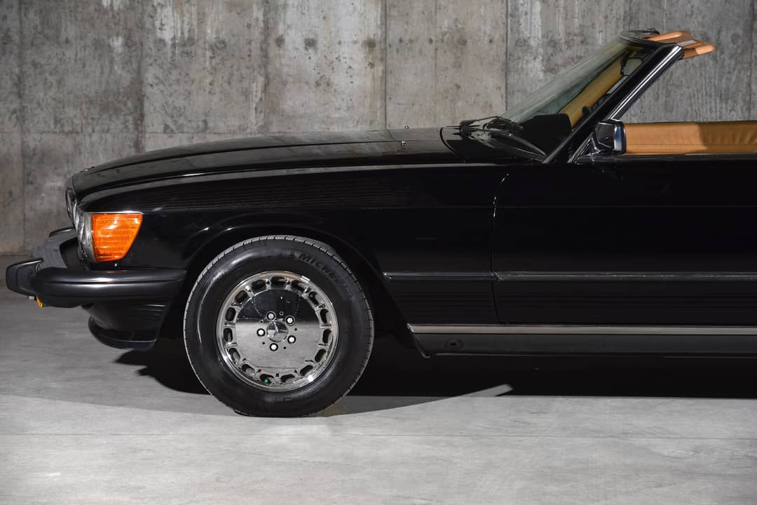1986 Mercedes-Benz 560-Class 560 SL — photo 45