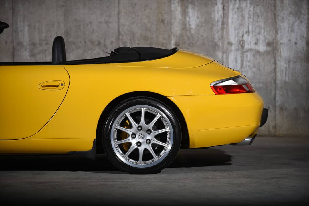 2001 Porsche 911 Carrera — photo 17