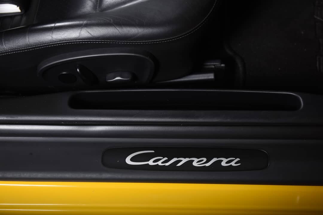 2001 Porsche 911 Carrera — photo 32