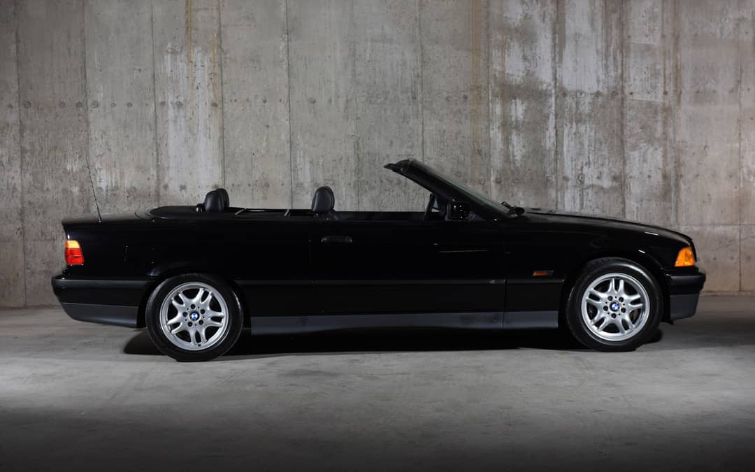 1995 BMW 3 Series 325i — photo 11