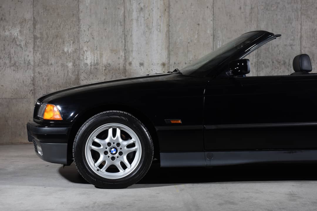 1995 BMW 3 Series 325i — photo 17