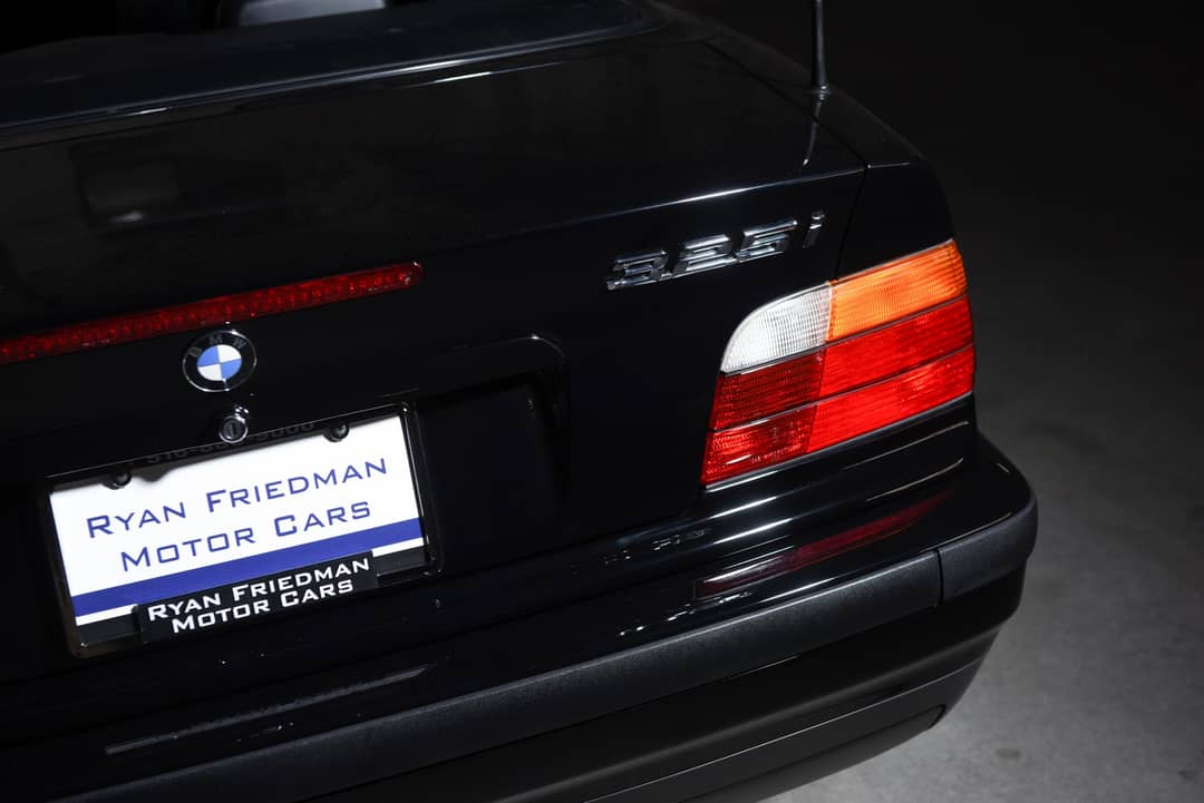 1995 BMW 3 Series 325i — photo 20