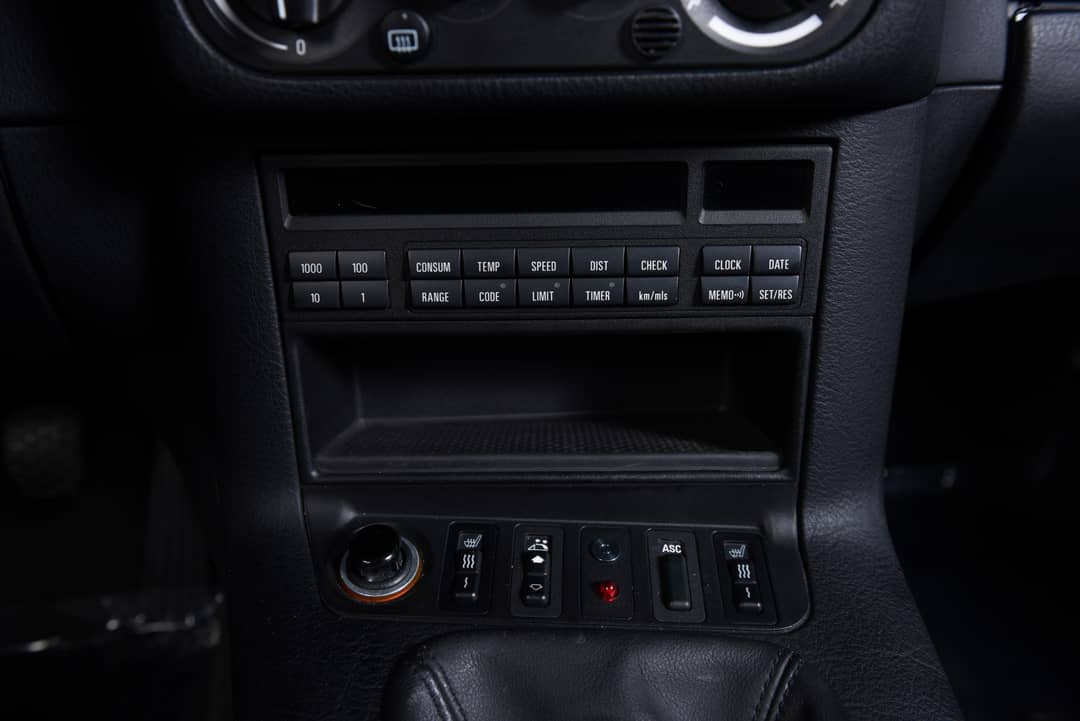 1995 BMW 3 Series 325i — photo 35