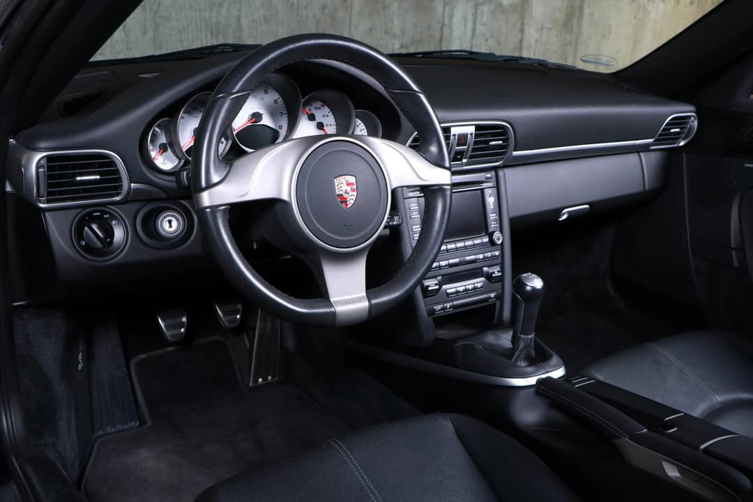 2010 Porsche 911 Carrera S — photo 24