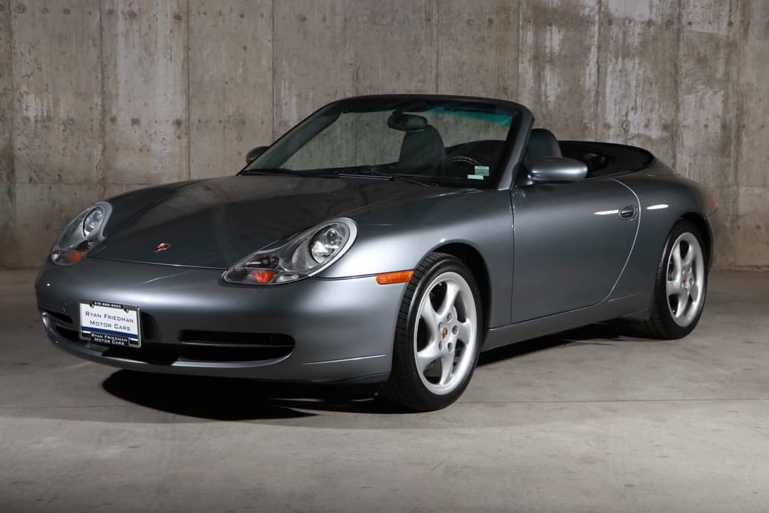 2001 Porsche 911 Carrera 4 — photo 2