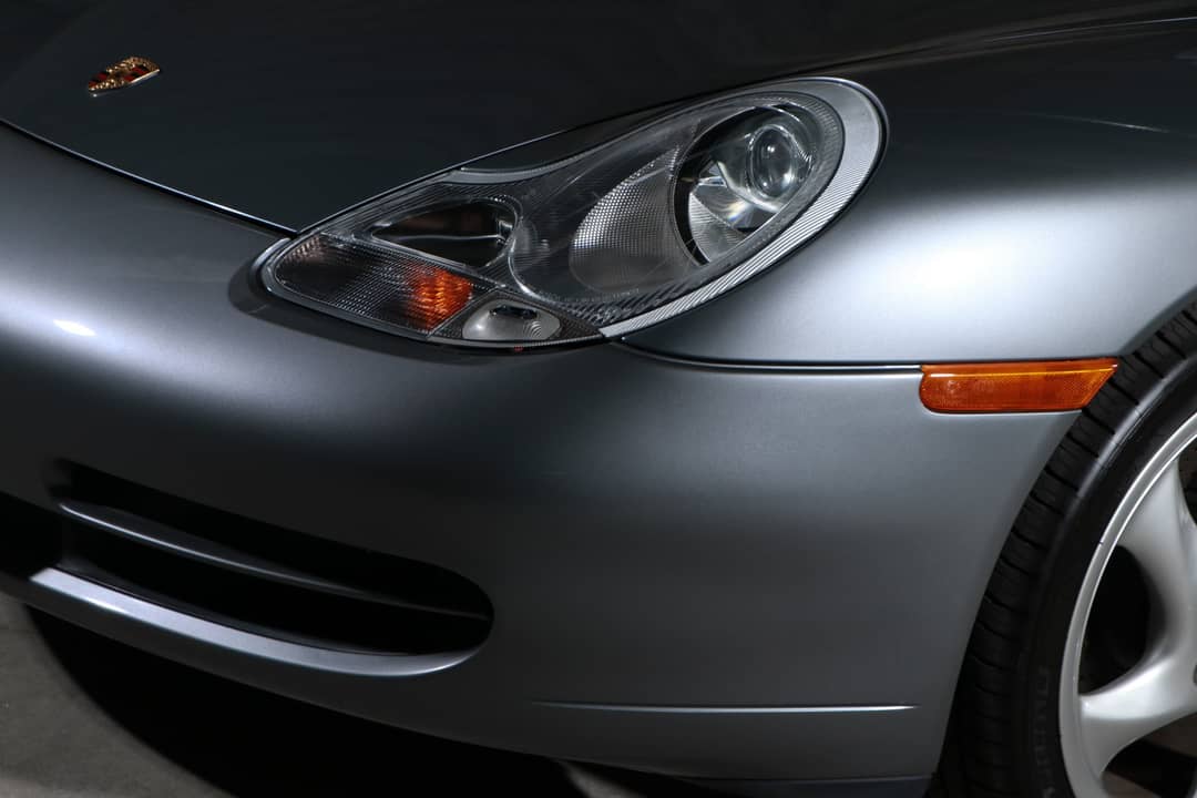 2001 Porsche 911 Carrera 4 — photo 17
