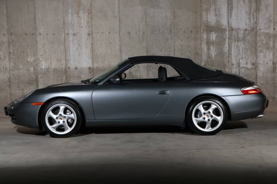 2001 Porsche 911 Carrera 4 — photo 19