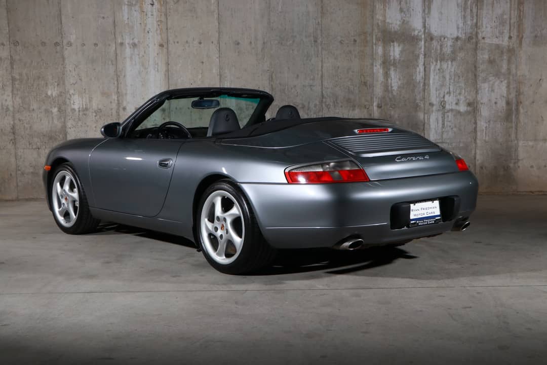 2001 Porsche 911 Carrera 4 — photo 3