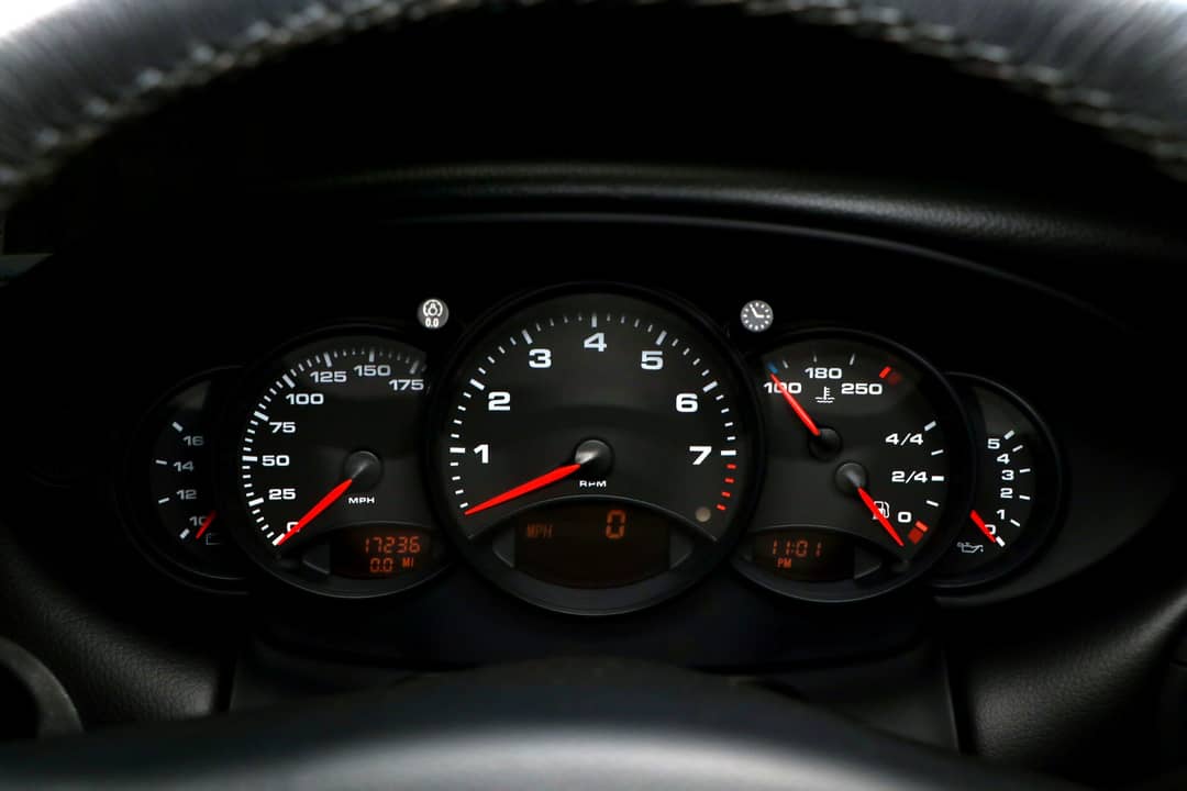 2001 Porsche 911 Carrera 4 — photo 44