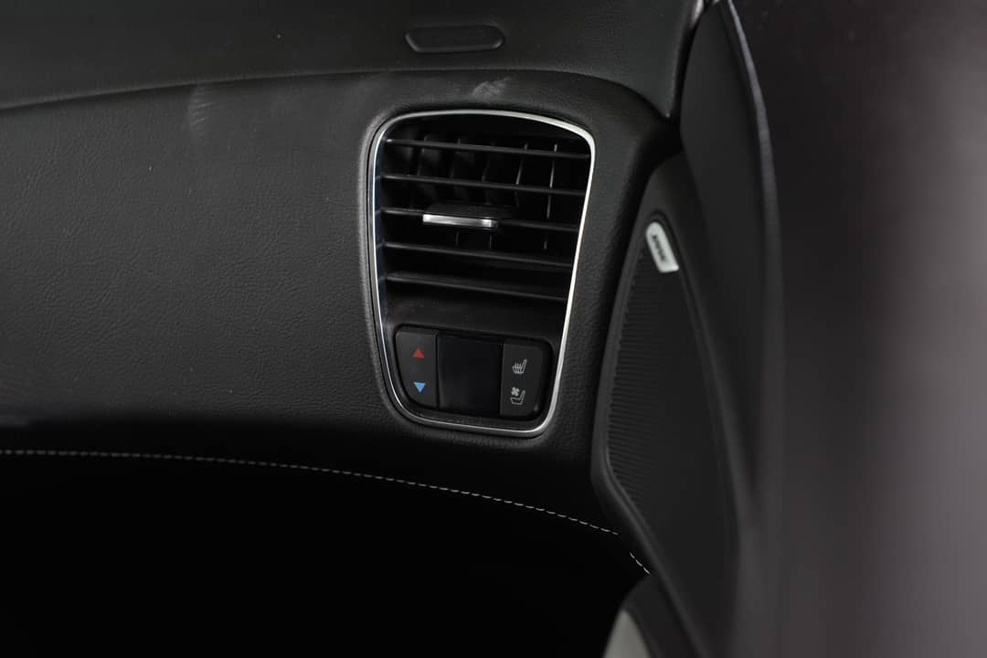 2014 Chevrolet Corvette Stingray — photo 41