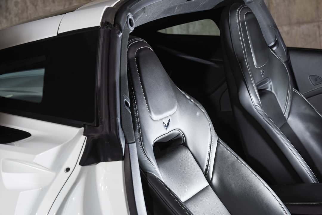 2014 Chevrolet Corvette Stingray — photo 10