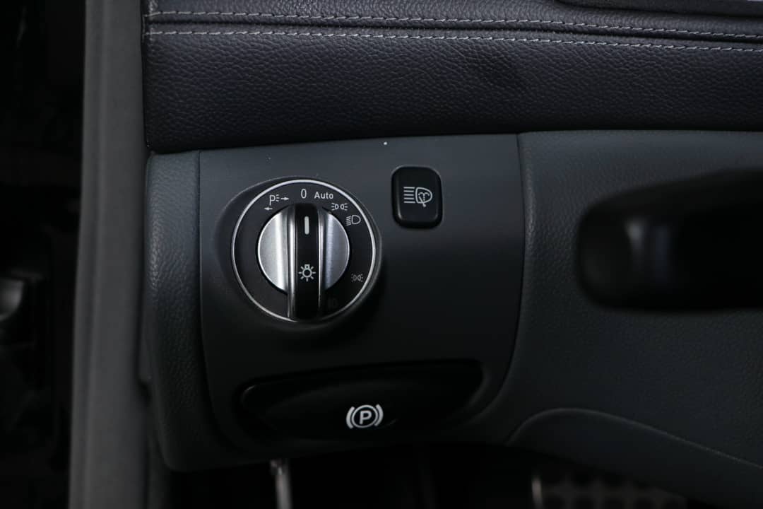 2004 Mercedes-Benz SL-Class SL 55 AMG — photo 38