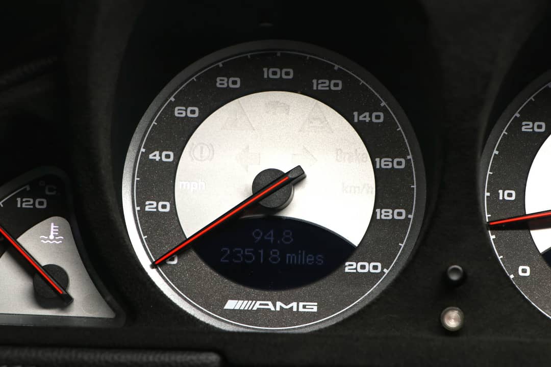2004 Mercedes-Benz SL-Class SL 55 AMG — photo 52