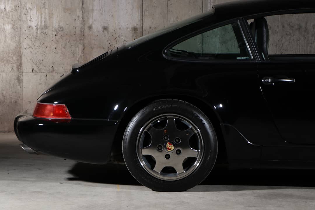 1990 Porsche 911 Carrera 2 — photo 12
