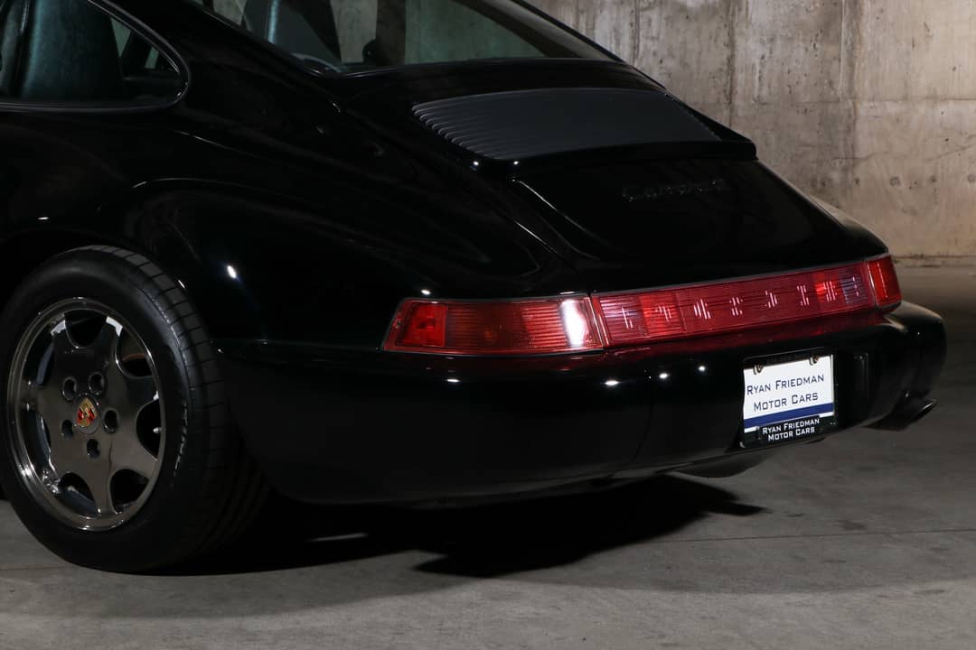 1990 Porsche 911 Carrera 2 — photo 19