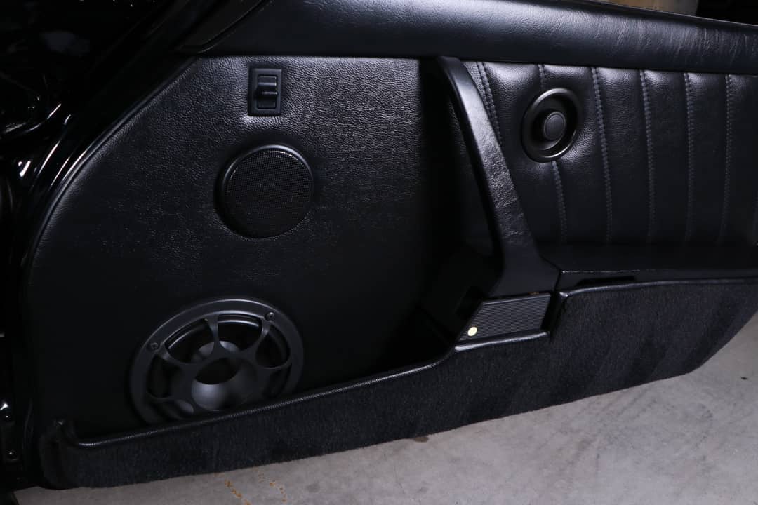 1990 Porsche 911 Carrera 2 — photo 32