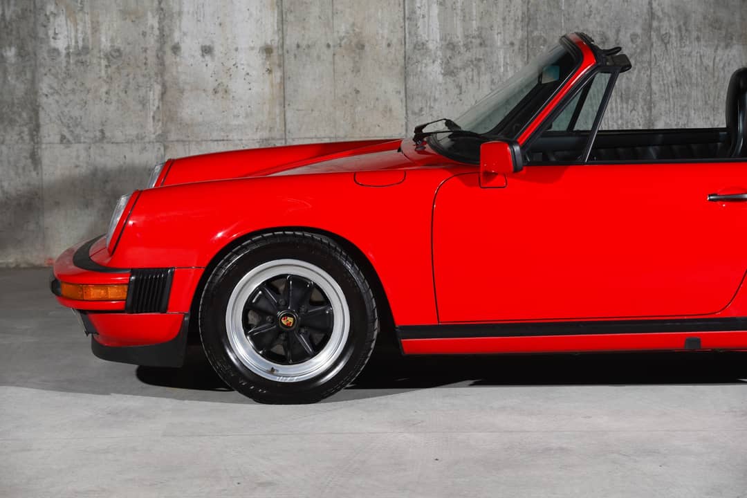 1987 Porsche 911 TARGA Carrera — photo 19