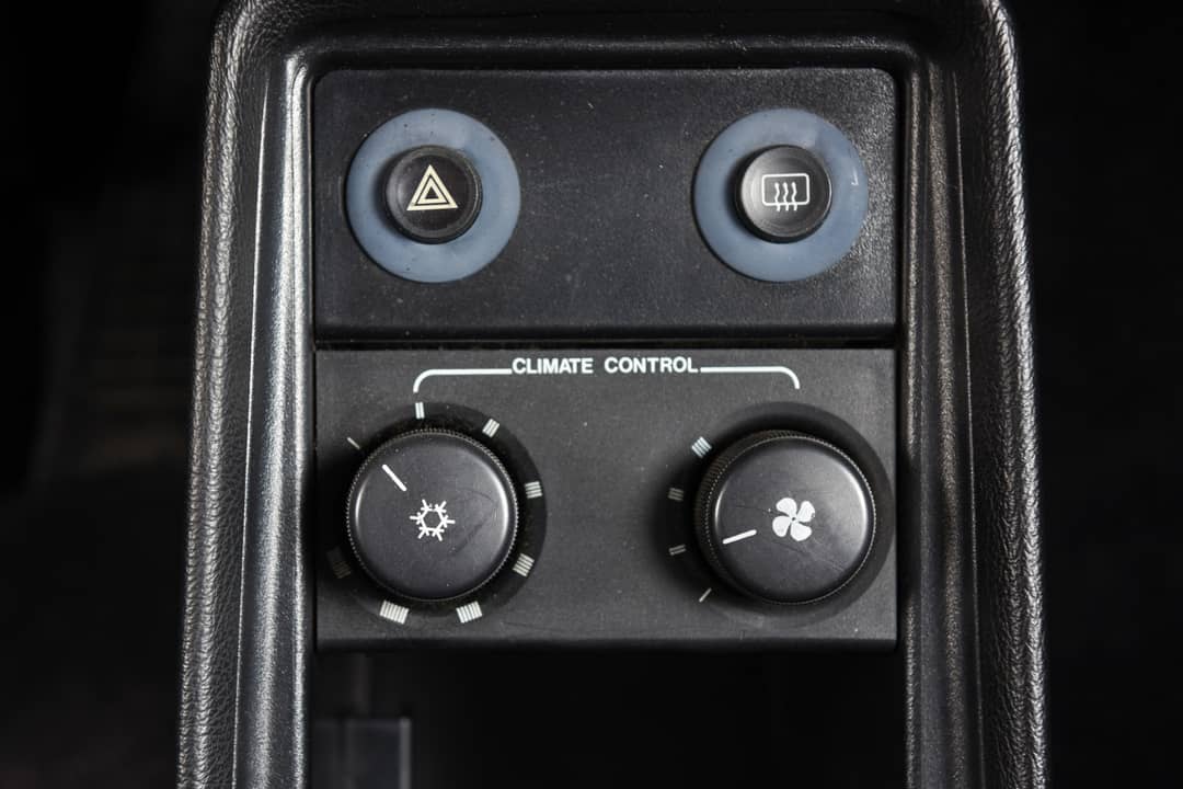1987 Porsche 911 TARGA Carrera — photo 37