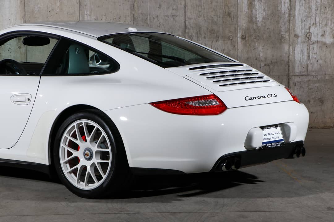 2012 Porsche 911 Carrera GTS — photo 25