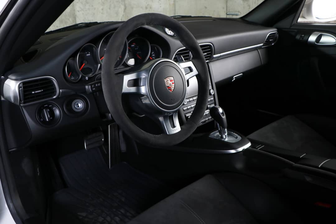 2012 Porsche 911 Carrera GTS — photo 29