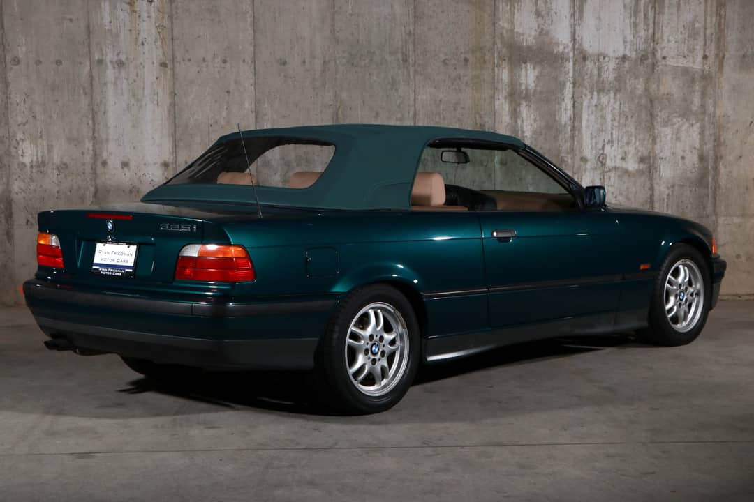 1995 BMW 3 Series 325i — photo 15