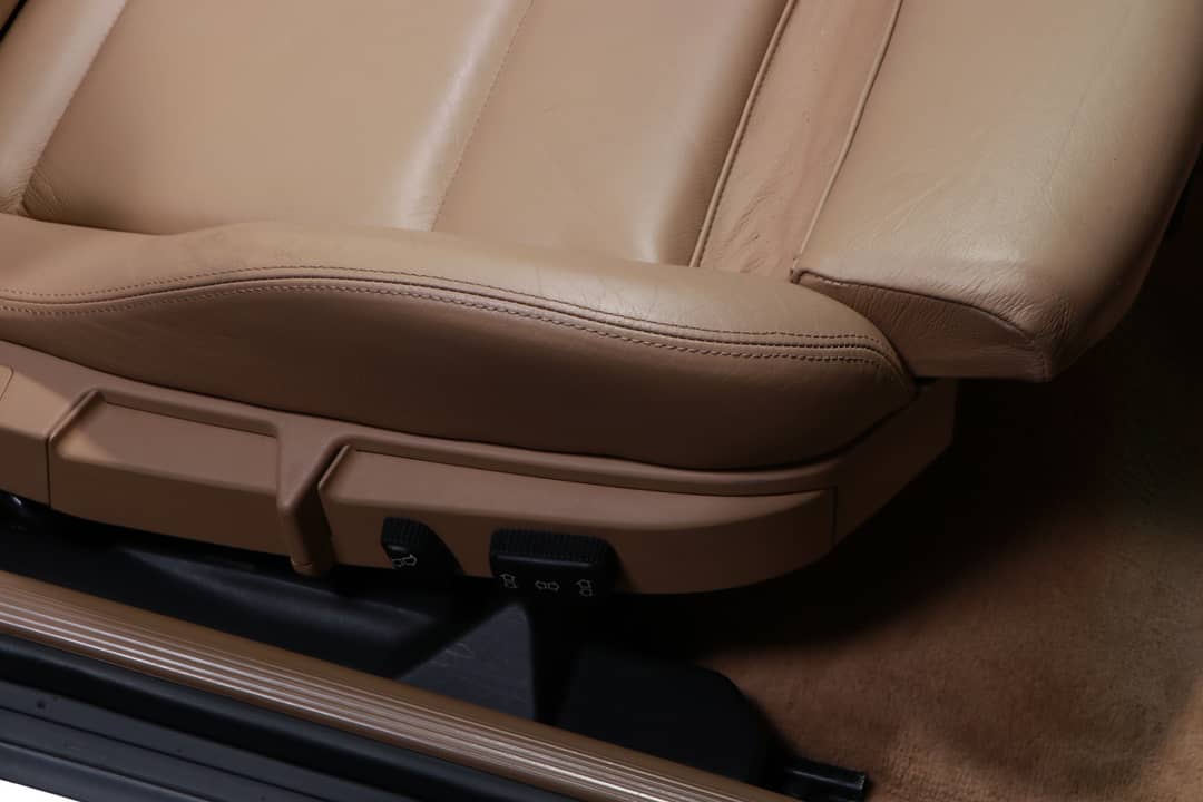 1995 BMW 3 Series 325i — photo 45