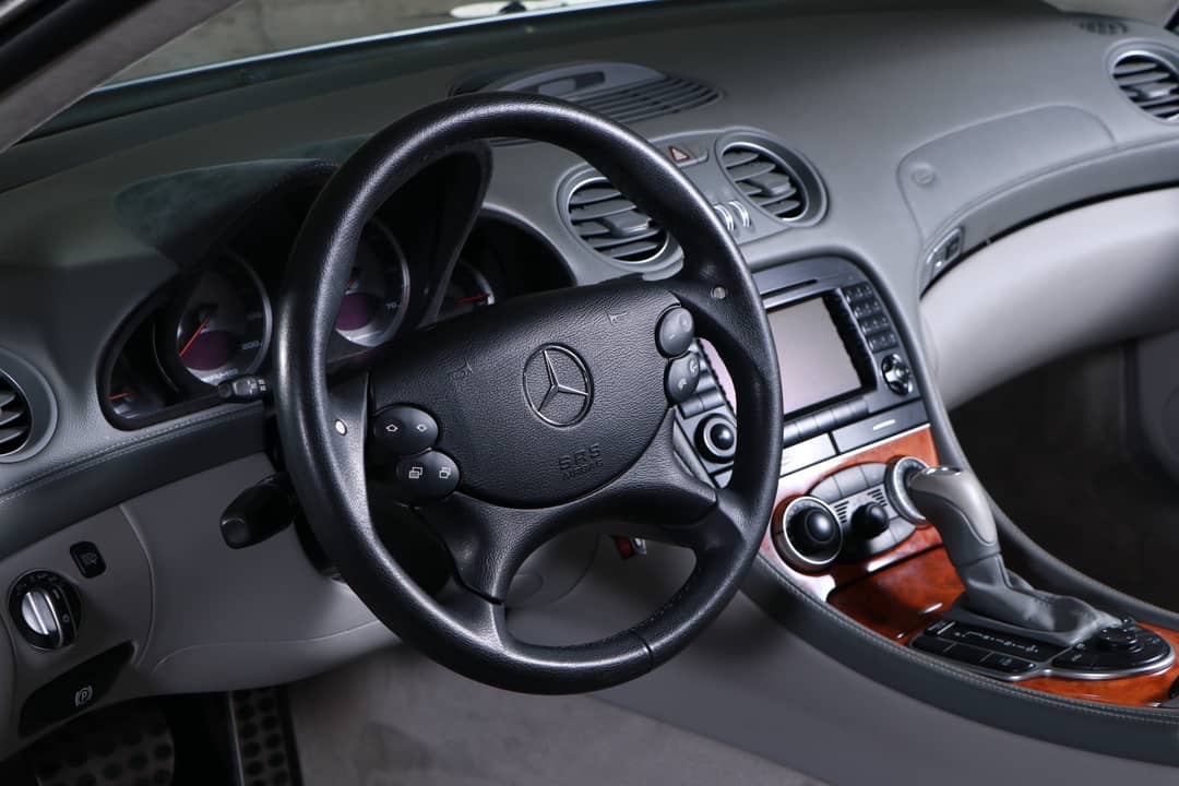 2005 Mercedes-Benz SL-Class SL 55 AMG — photo 28