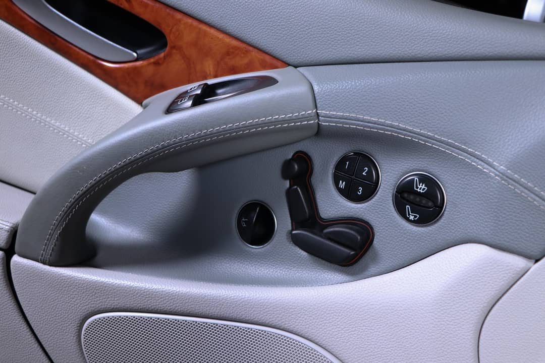2005 Mercedes-Benz SL-Class SL 55 AMG — photo 29