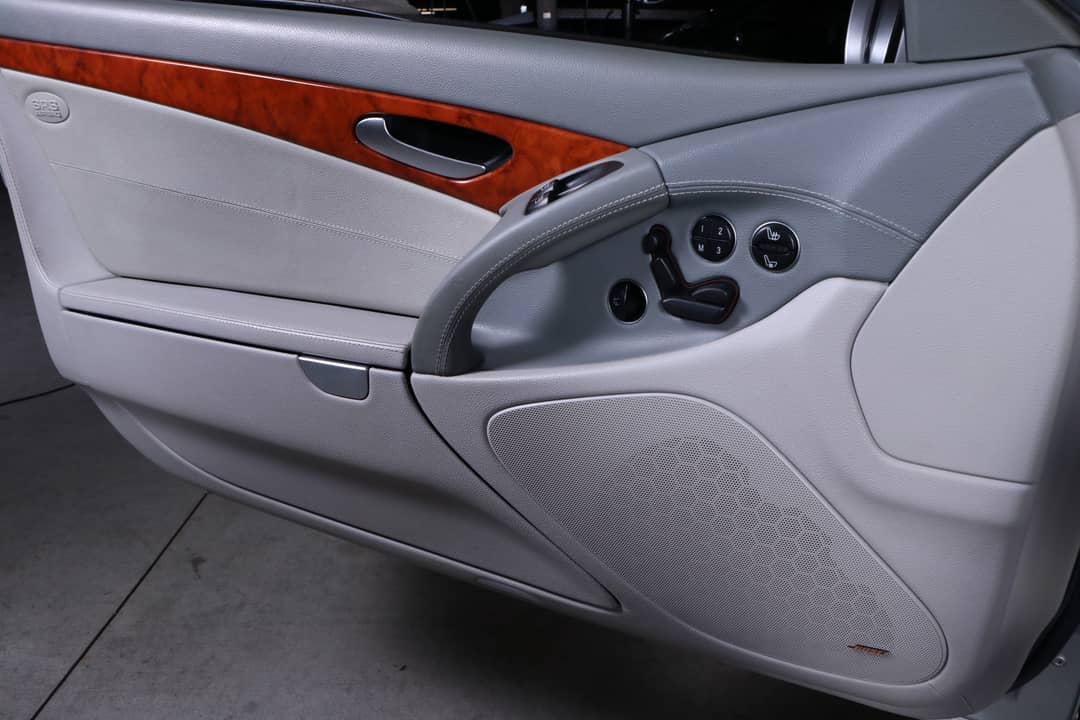2005 Mercedes-Benz SL-Class SL 55 AMG — photo 30