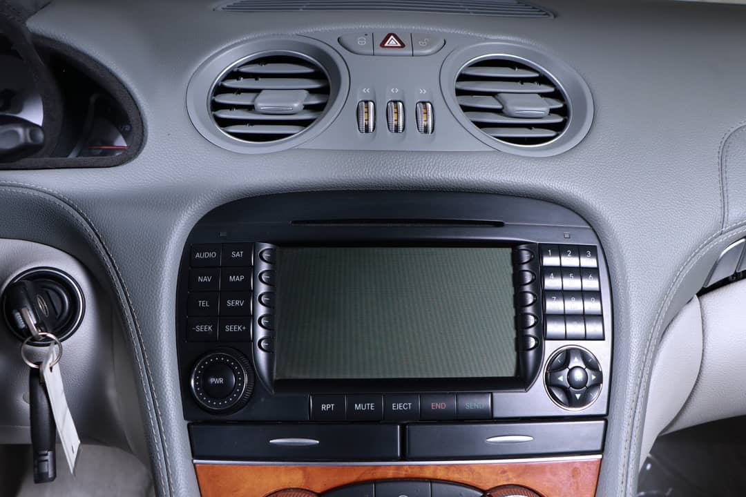 2005 Mercedes-Benz SL-Class SL 55 AMG — photo 32